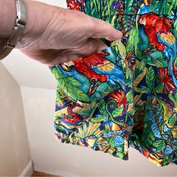 SCRUB MED BirdJungle  motif Scrub Tops. Size 2/4. 100% Cotton. 2 Front Pockets - Picture 3 of 10